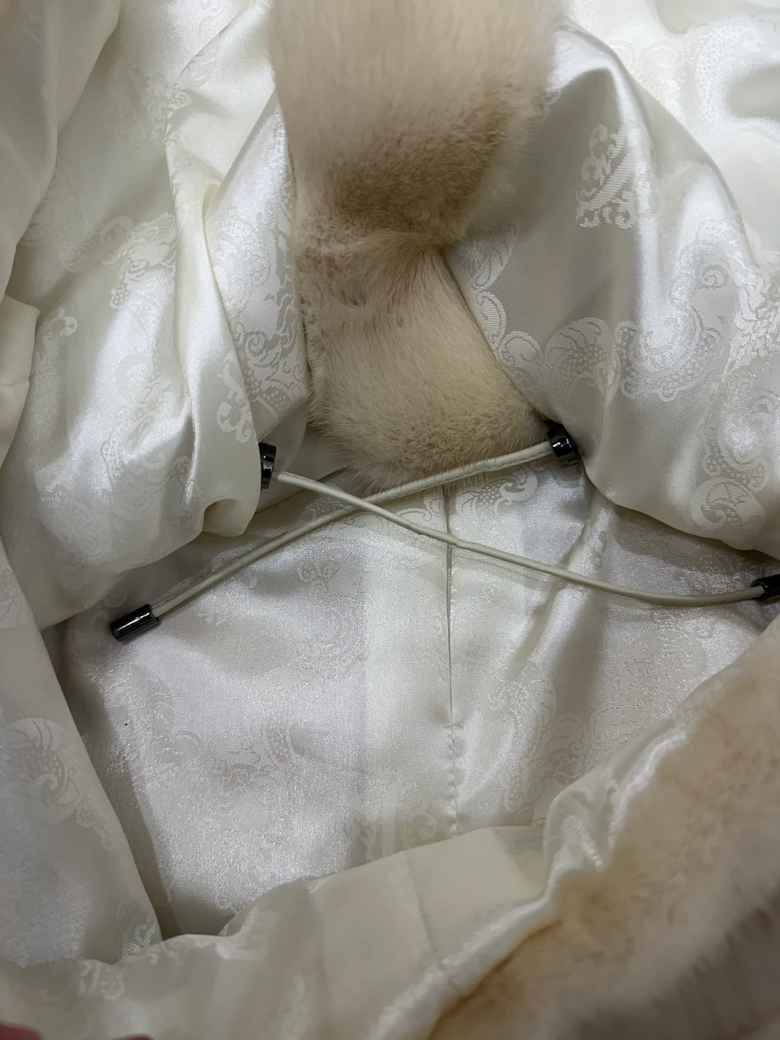 정품) 끌레베 & 진도 A라인 아이보리 천연 밍크 퍼 코트 91 상품이미지6