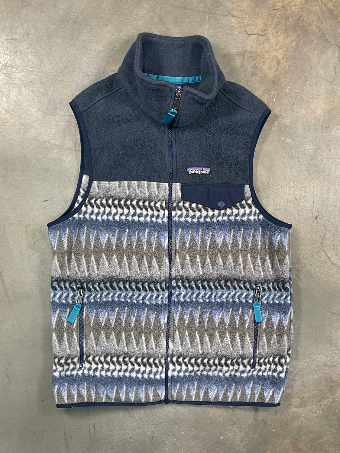 파타고니아 신칠라 플리스 조끼 상품이미지1