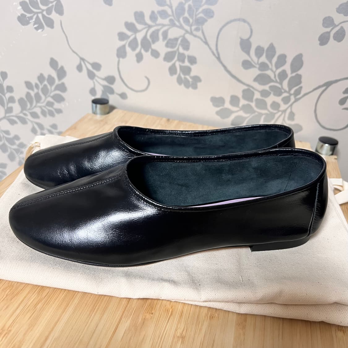 바이파 플랫슈즈 프루던스 발레BY FAR PRUDENCE BLACK 상품이미지5