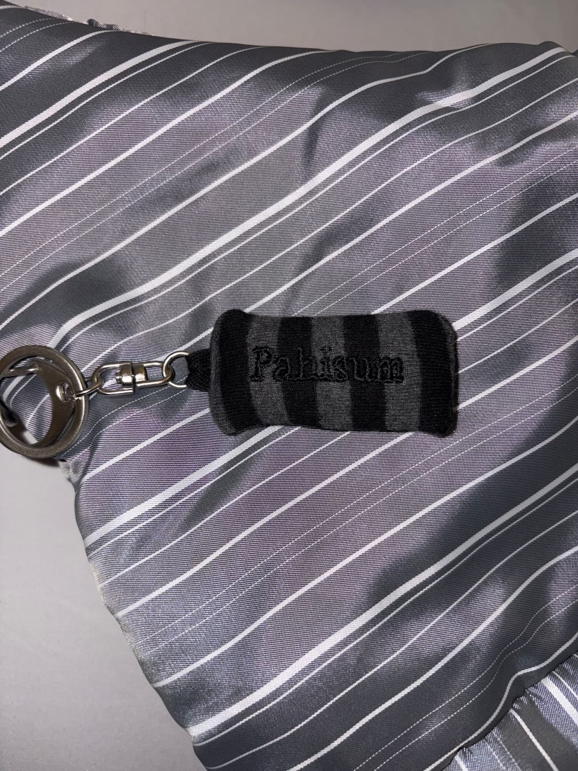 탠스댄스 파히섬 스트라이프 포켓 크로스 백 그레이 상품이미지3