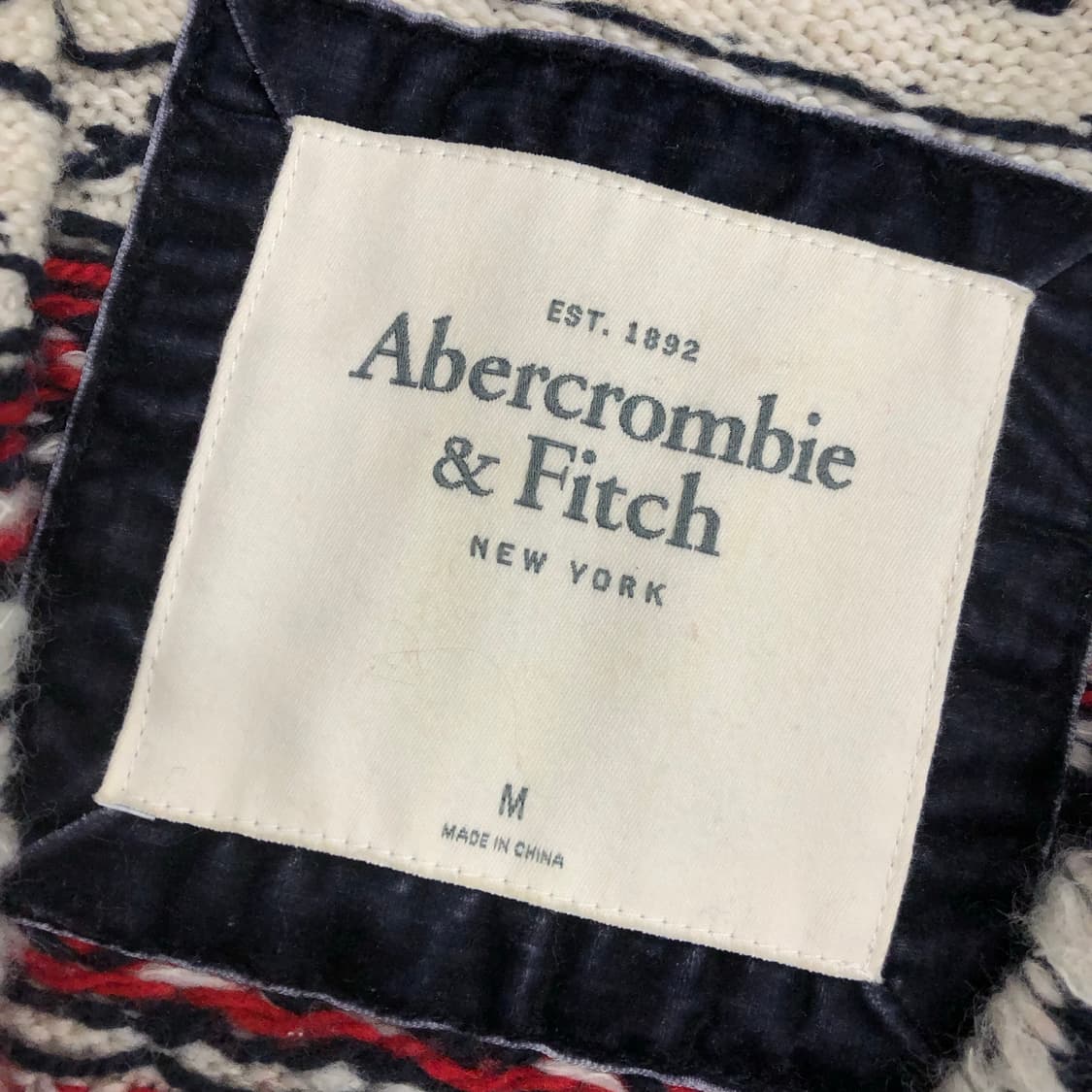 아베크롬비 울프죠 노르딕 하트 패턴 니트 집업 자켓 상품이미지6