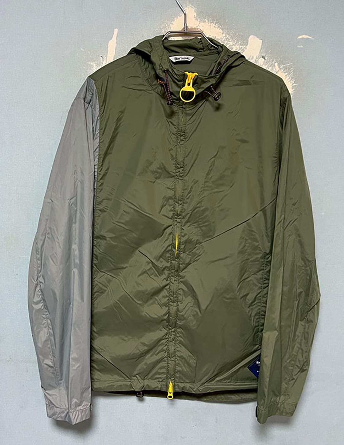 Barbour 바버 경량 윈드브레이커 바람막이 새상품 여름 L 100 상품이미지1