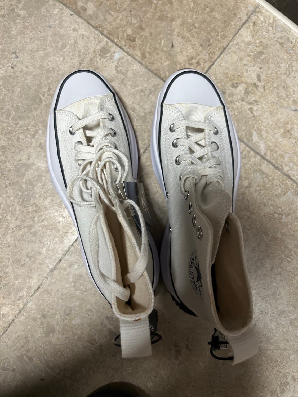 컨버스 하이탑 런스타 상품이미지2