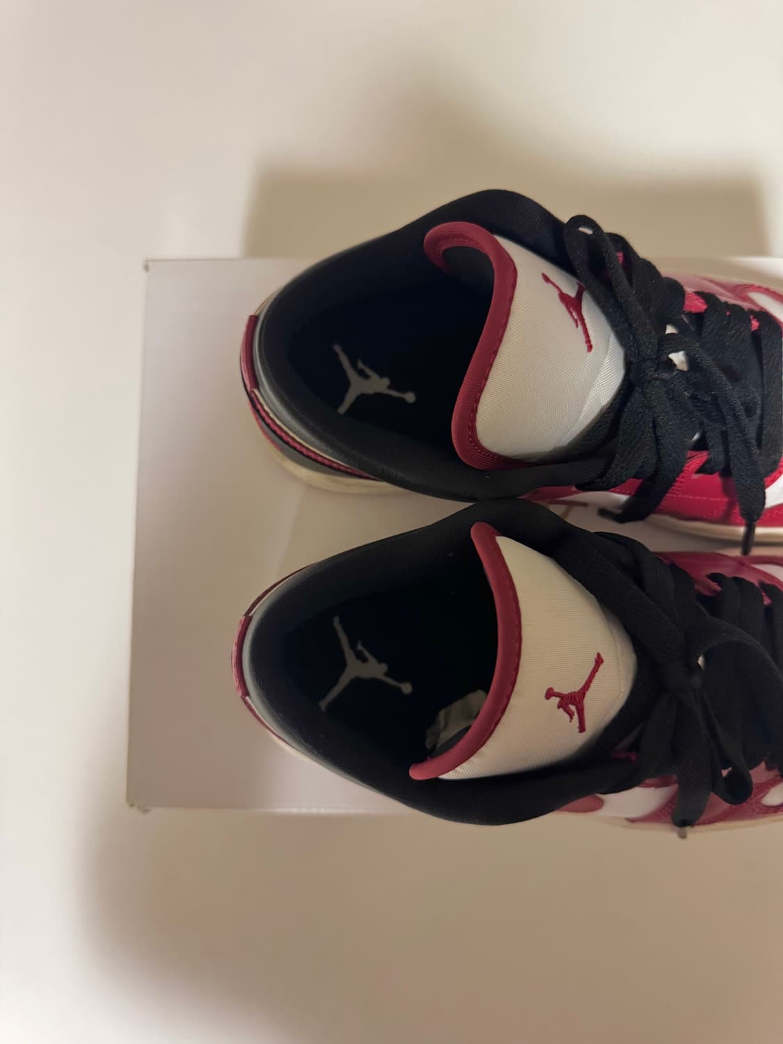 [230] 조던 1 로우 화이트 짐레드 상품이미지6