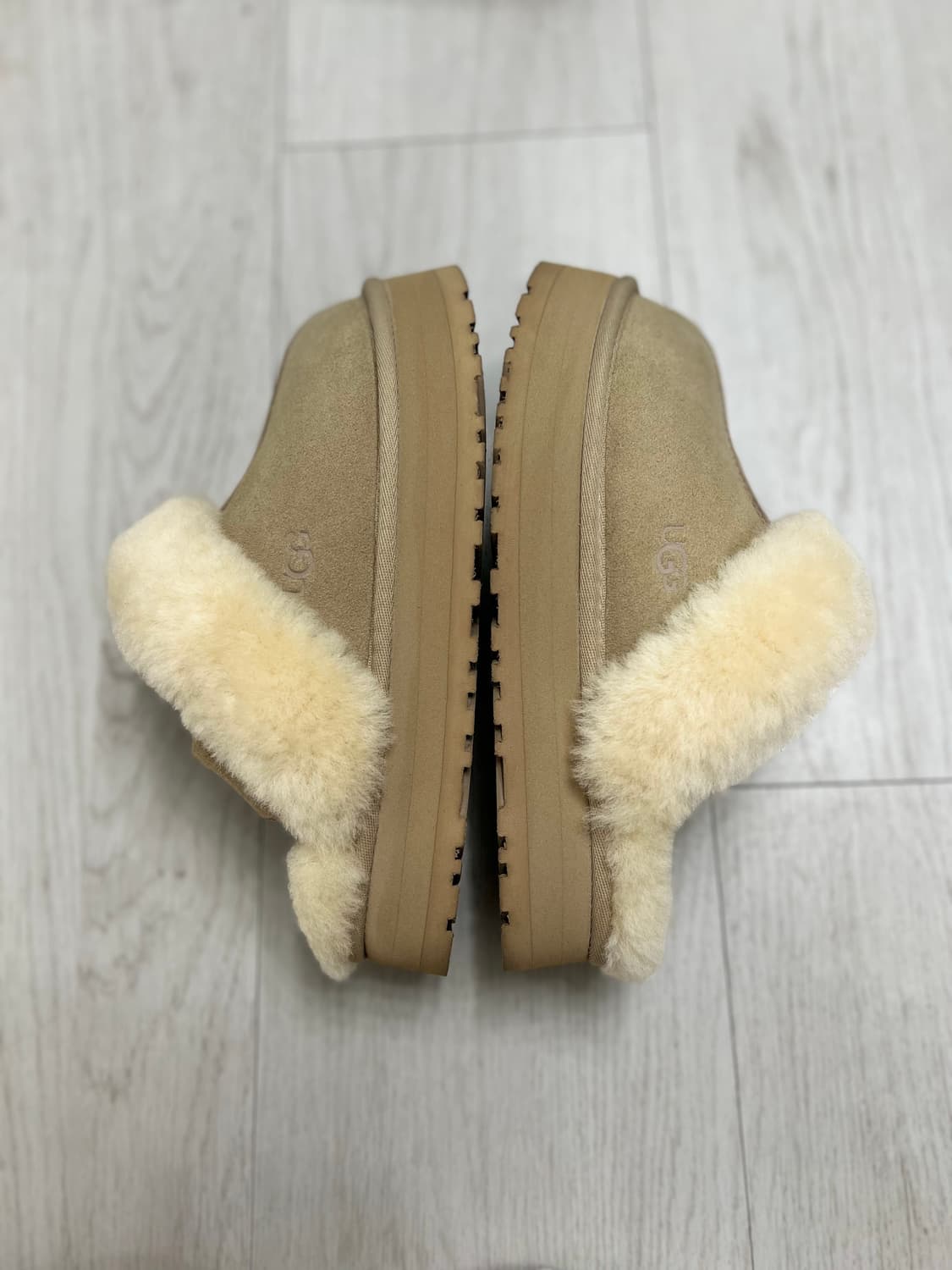 UGG 어그 디스케트 슬리퍼 샌드 240mm 상품이미지5