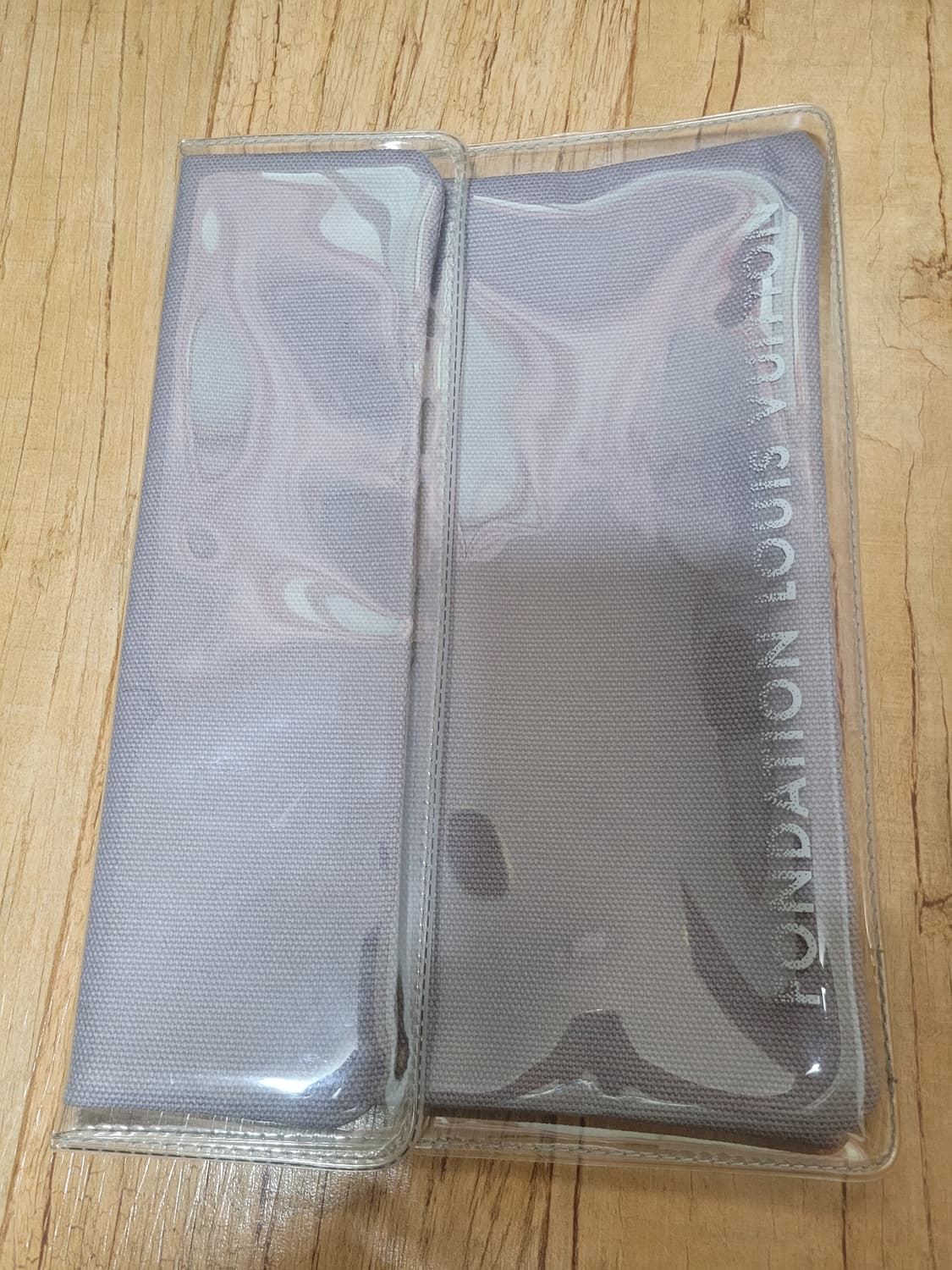 루이비통 파운데이션 클러치 상품이미지1