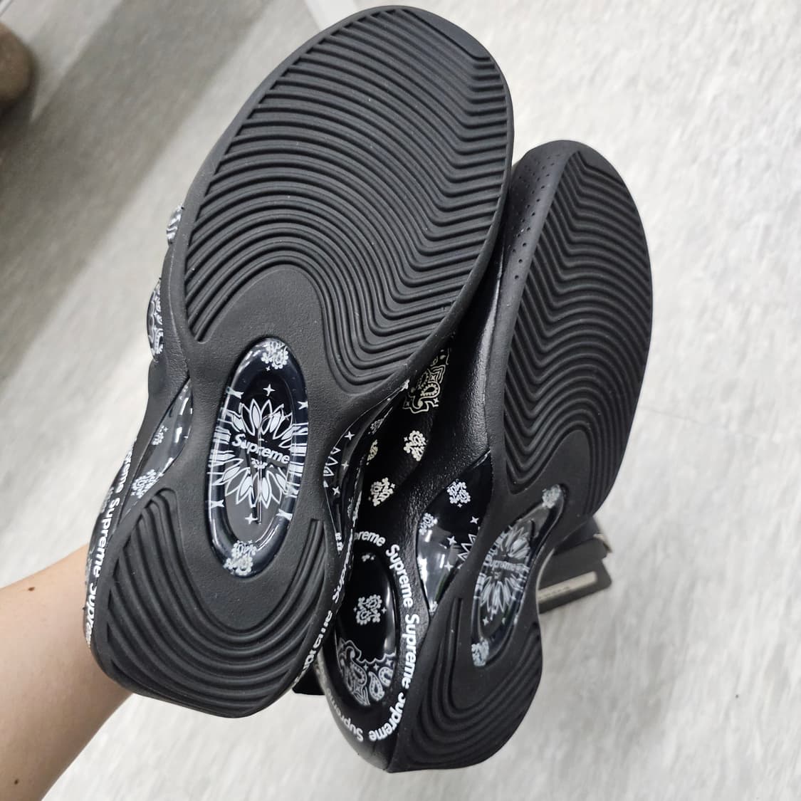 나이키 x 슈프림 Air Zoom Flight 95 SP 상품이미지7