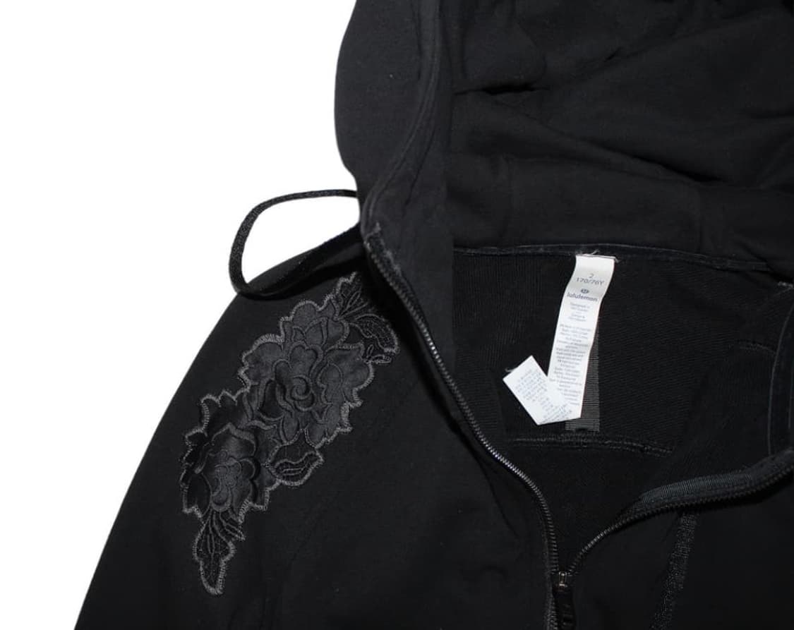 룰루레몬 포스트로너 블랙 자수 후드집업 상품이미지2