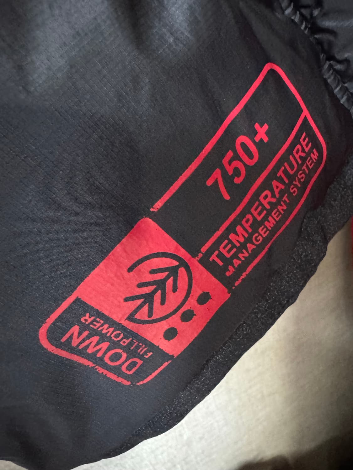 마무트다운패딩100(정품) 상품이미지5