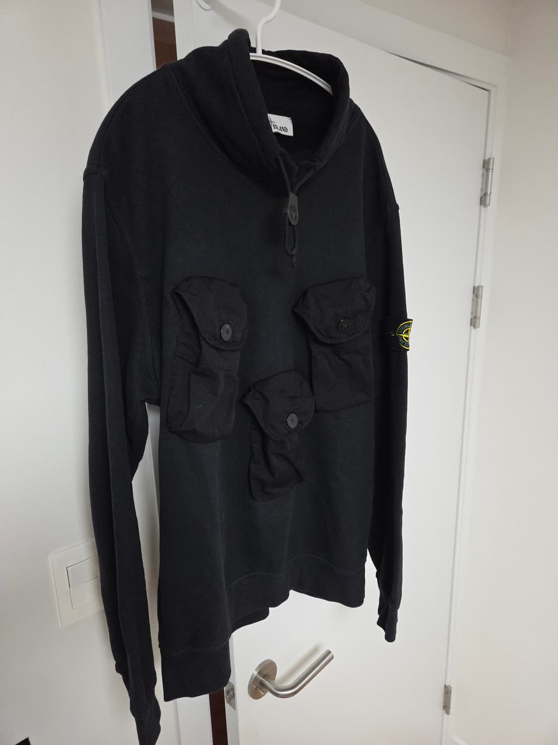 [매장판 민트급] 스톤아일랜드 하이넥 멀티포켓 탄창 맨투맨 L 상품이미지2