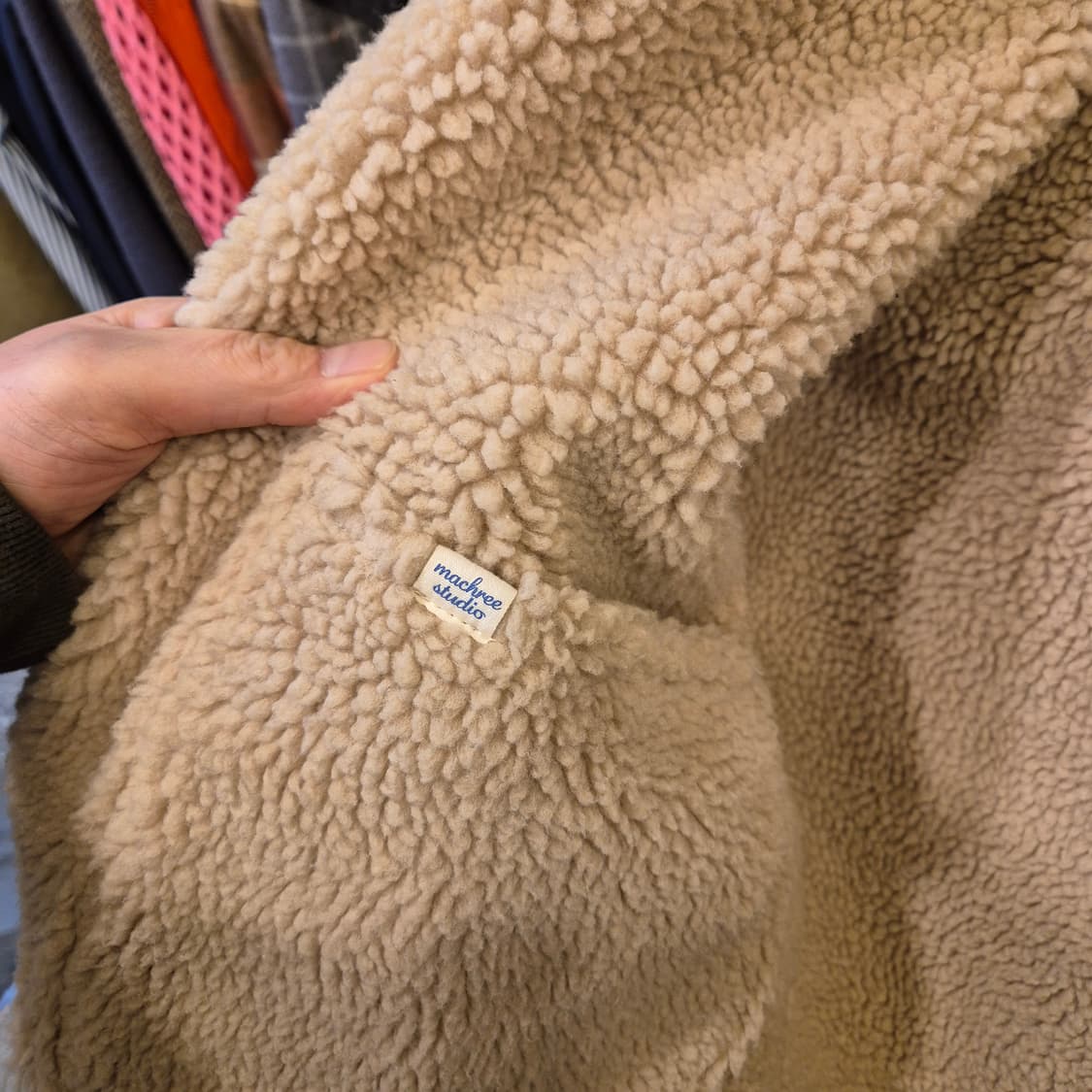 FREE(착샷잇음) 브라운 무스탕 조끼자켓 상품이미지5