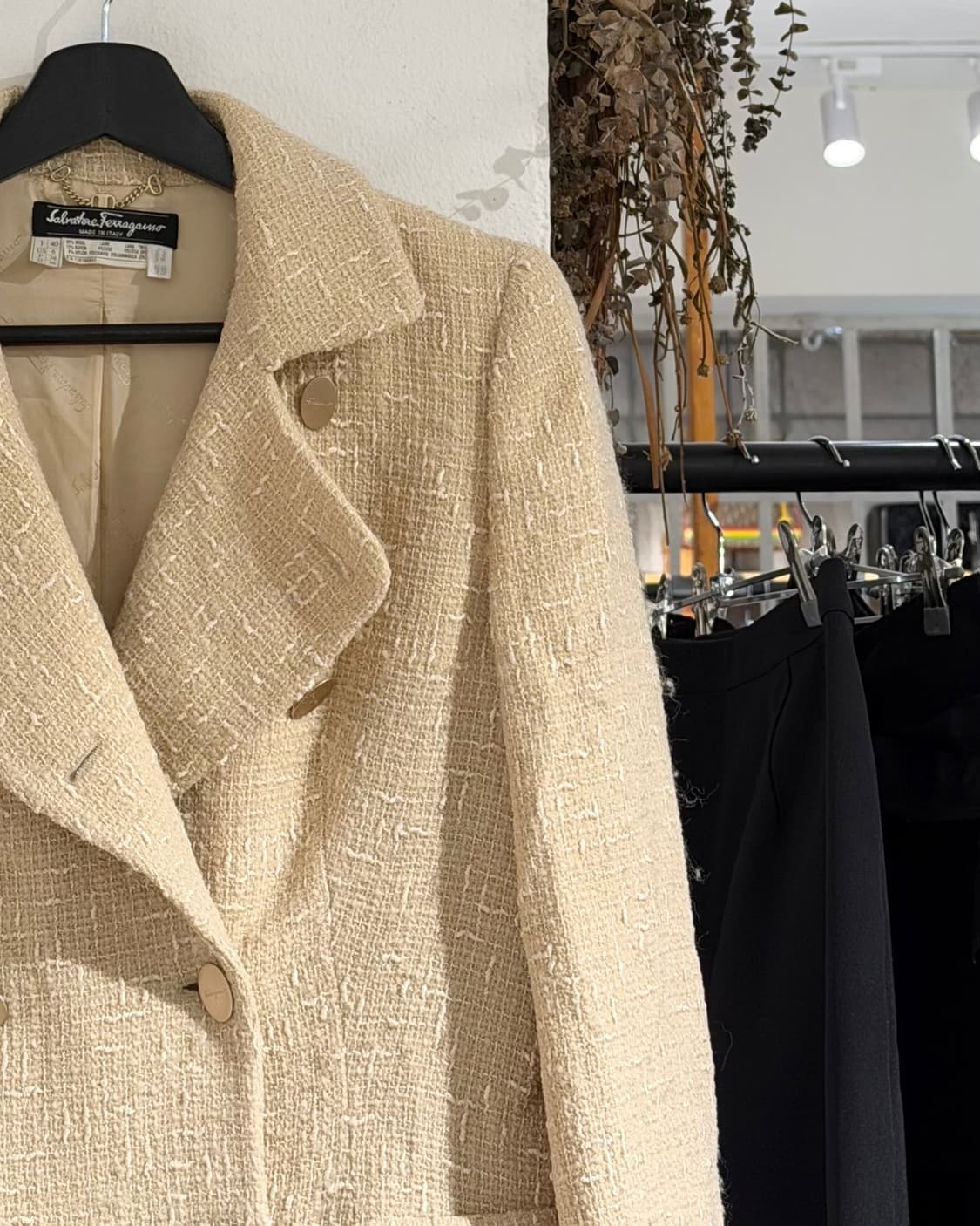 살바토레 페라가모 라이트골드 울 트위드 더블버튼 롱코트 상품이미지3