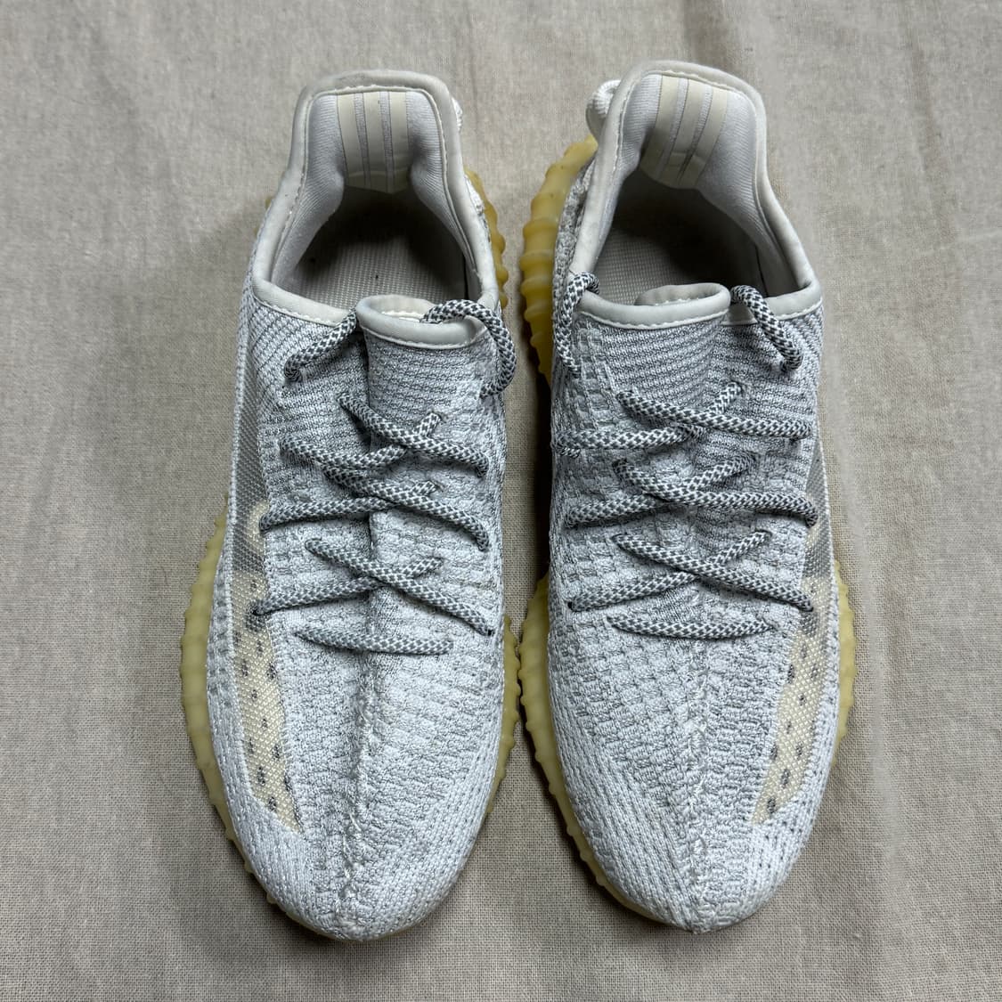 이지부스트 350 v2 스태틱 255 상품이미지2