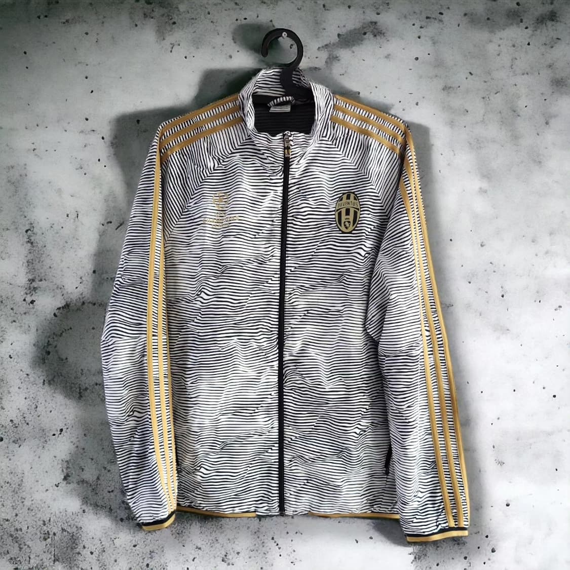 2015-16 유벤투스 UCL 프레젠테이션 자켓 L 상품이미지1