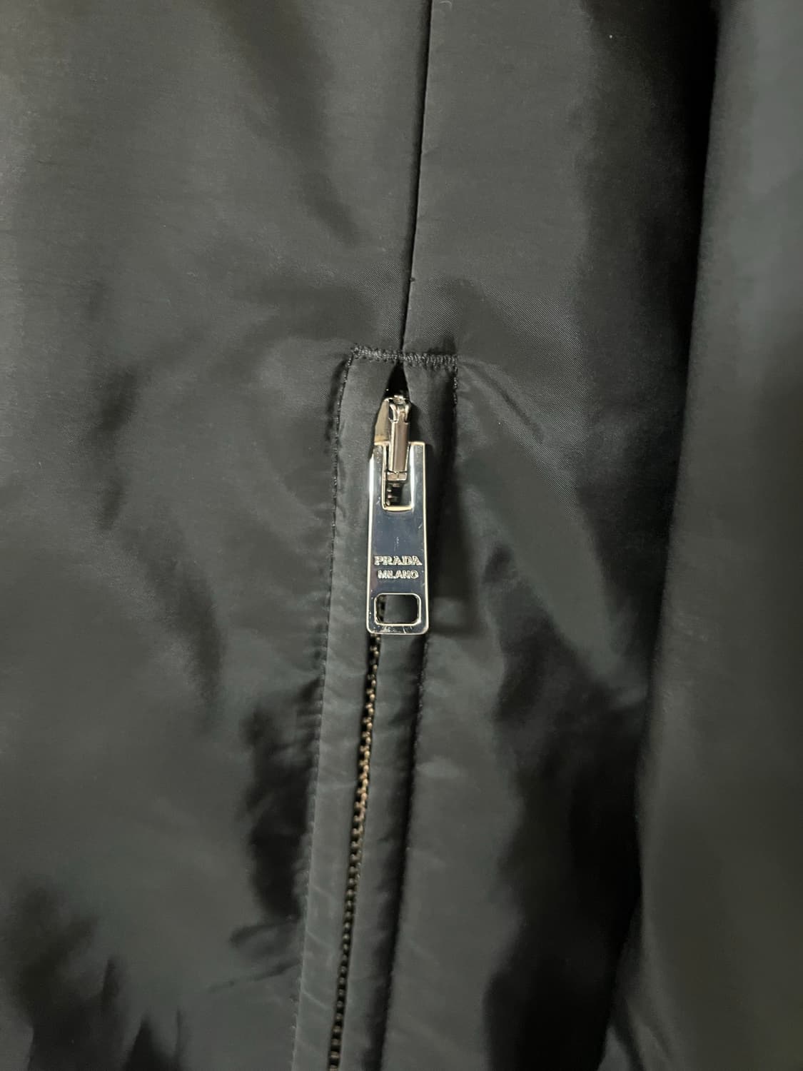 프라다 삼각로고 리버서블 경량패딩 후드 자켓 50 상품이미지4