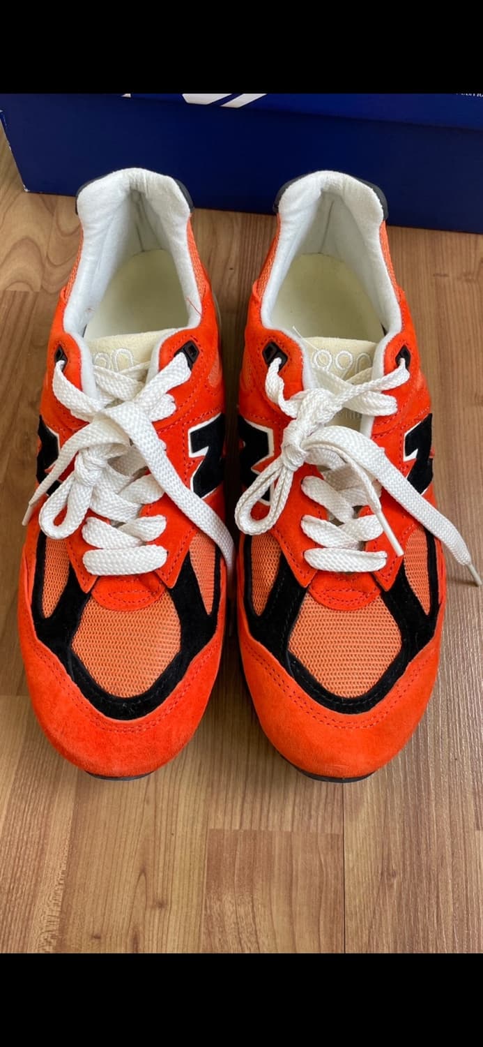 뉴발란스 990 v2 마리골드(오렌지) 판매 상품이미지3