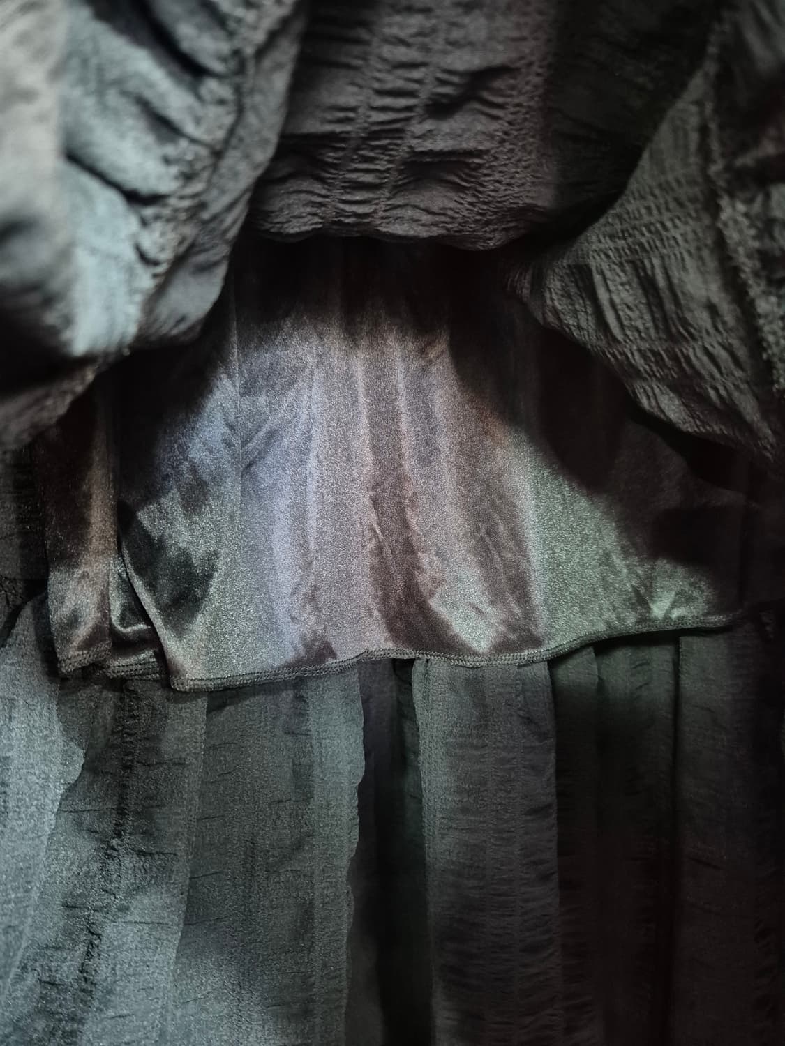 블랙 엠보싱 원단 롱 스커트 55 66 77 상품이미지8