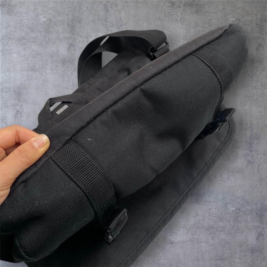 칼하트 Carhartt 블랙 D89 립스탑 메신저백 상품이미지6