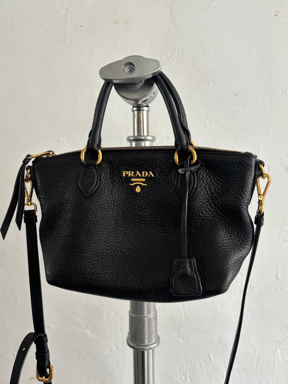 PRADA 프라다 블랙 비텔로 피닉스 레더 2WAY 토트백 상품이미지1