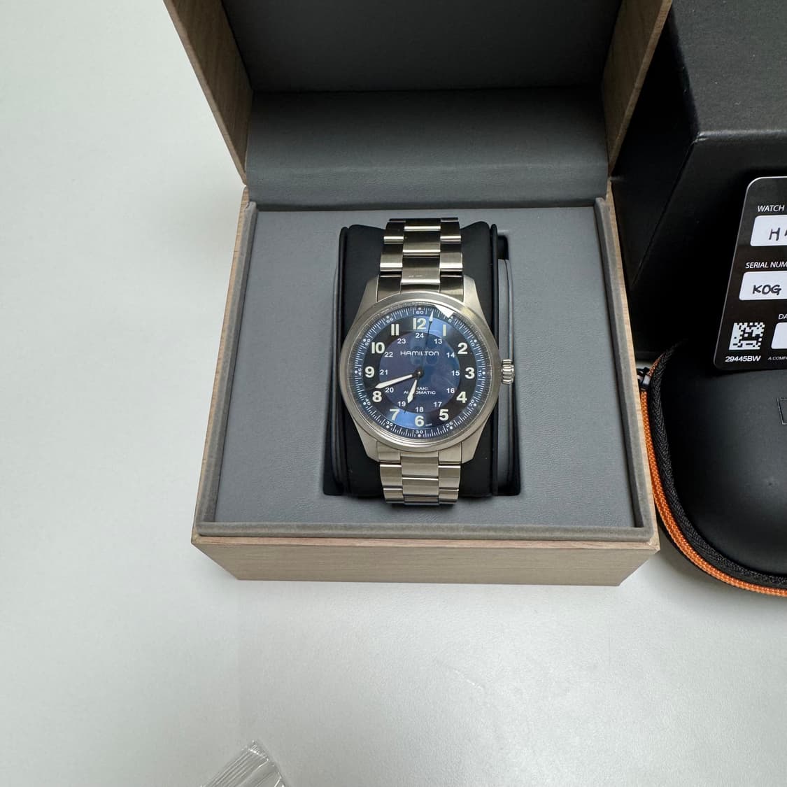 해밀턴 카키필드 오토 티타늄 38mm 블루 상품이미지2