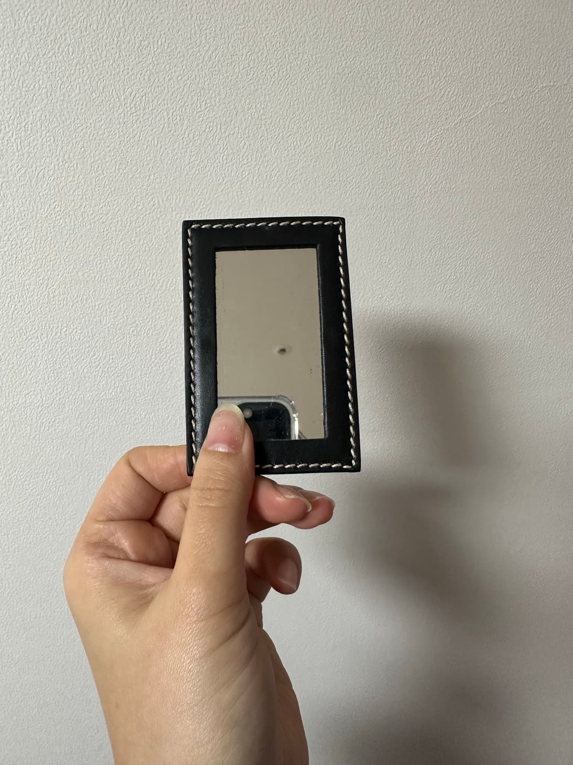 페라가모 블랙 켈리백 미니거울 포함 상품이미지4