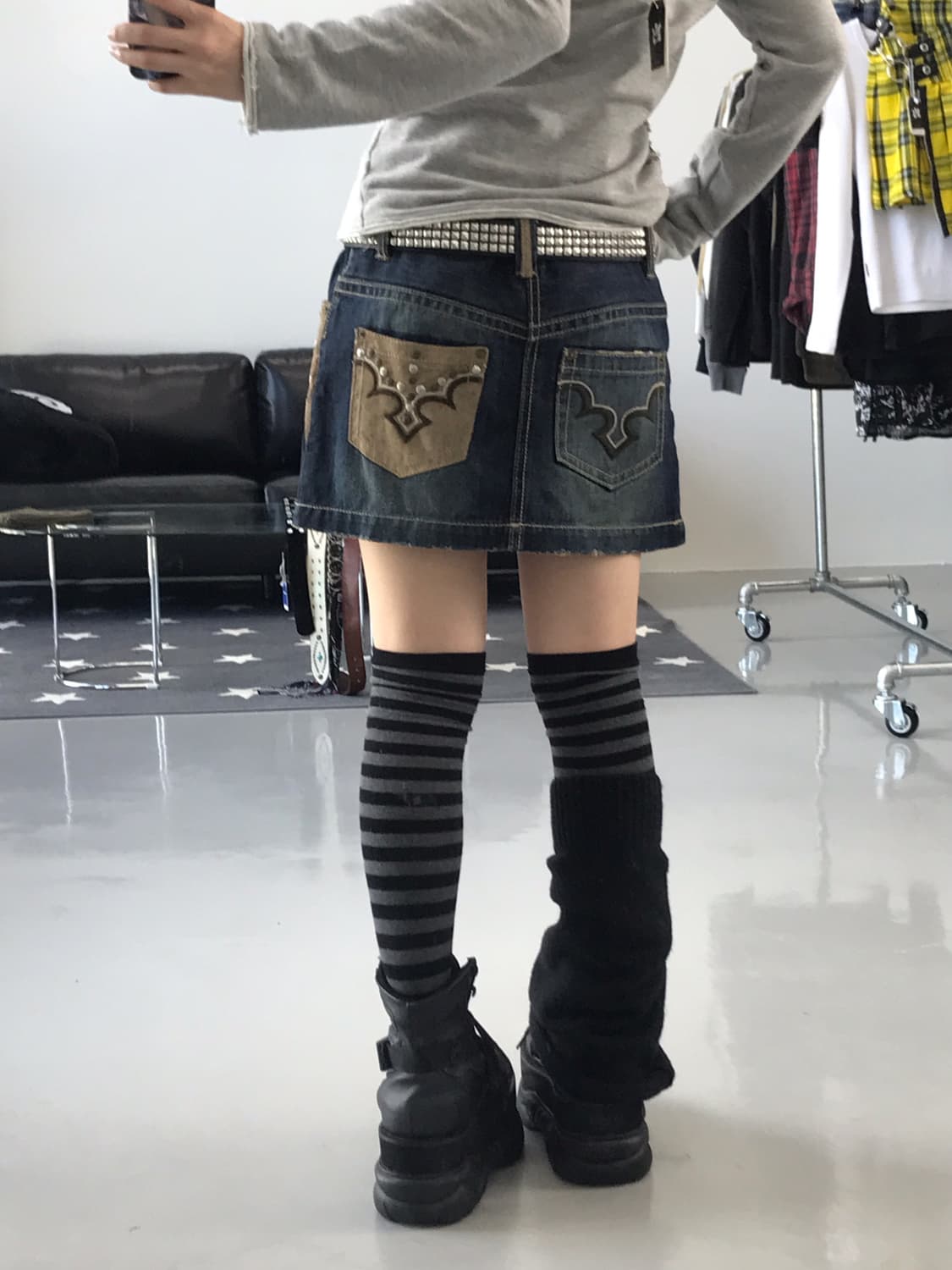 Lynn Hollyn Detail Mini Skirts 상품이미지2