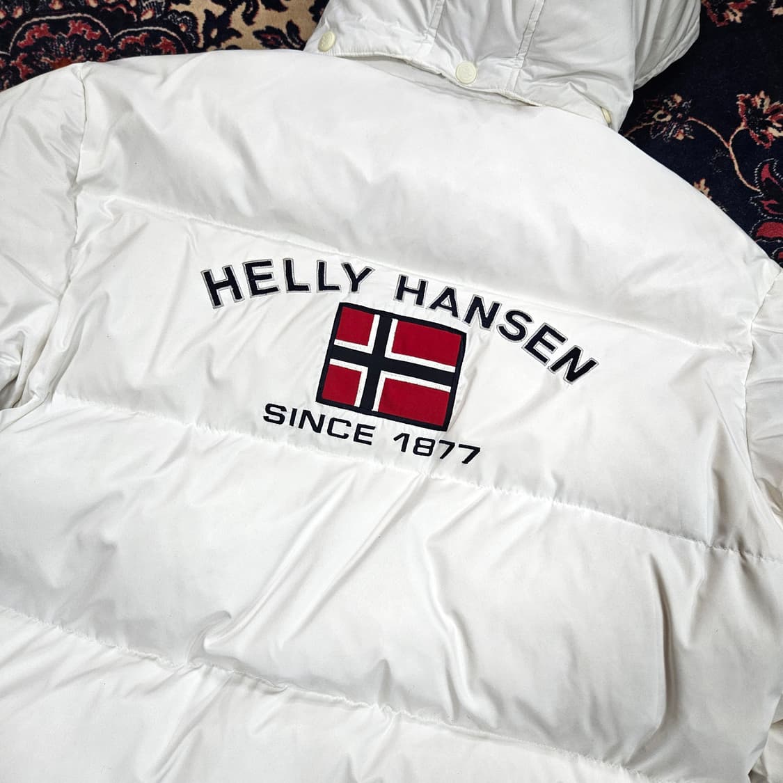 헨리한센(H/H) 빅로고 자수 덕다운 패딩 105size 상품이미지3
