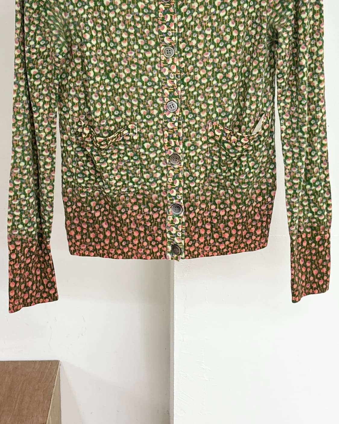 츠모리 치사토 그린 플로럴 울 가디건 상품이미지5