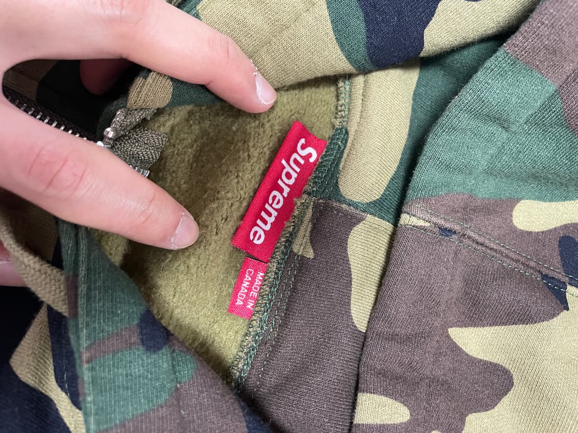 슈프림 스몰 박스 집업 후드 스웨트셔츠 우드랜드 카모 - 24FW 상품이미지3