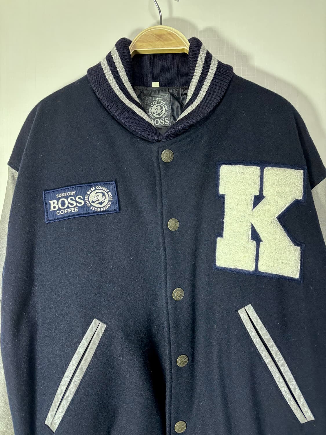 산토리 보스커피 빈티지 레더 바시티 자켓 상품이미지4