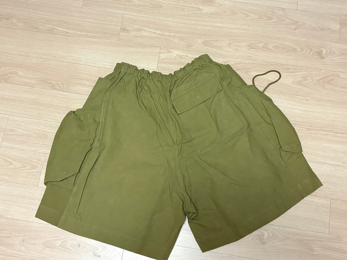 story mfg 솔트 반바지 카키 s사이즈 새상품 상품이미지2