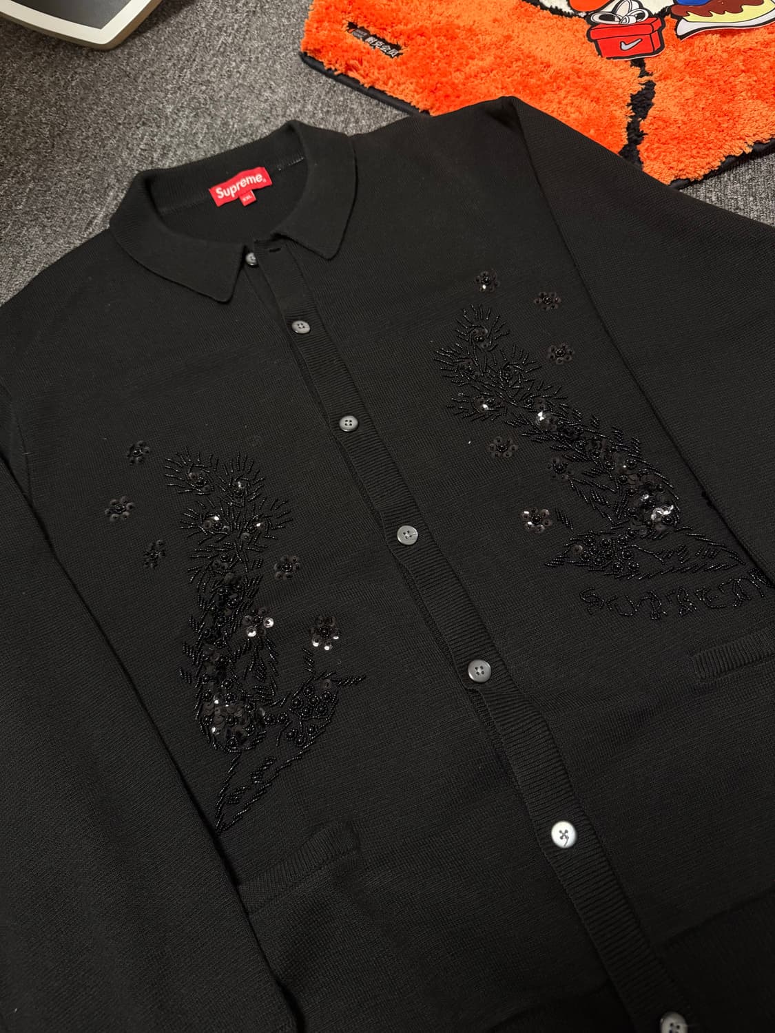 [XXL] 슈프림 비디드 아플리케 가디건 블랙 상품이미지4