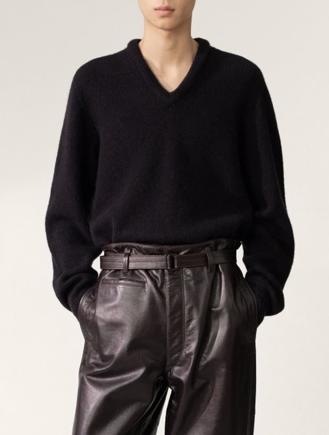 M)르메르 심리스 브이넥 니트 블랙 상품이미지1