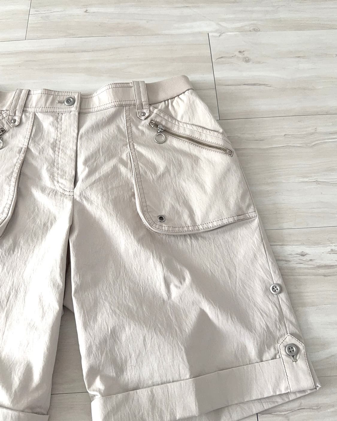 Light Beige 3D Pocket Detail Short Pants 상품이미지7