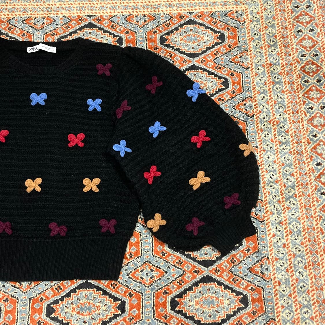 자라 블랙 리본패턴 벌룬 크롭 니트 여성M 상품이미지3