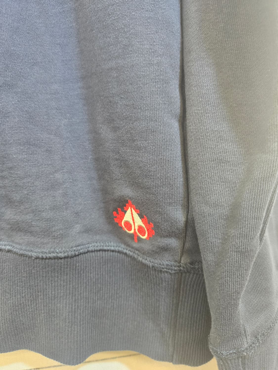 무스너클 (정품)몬스터 자수 맨투맨 네이비 상품이미지4