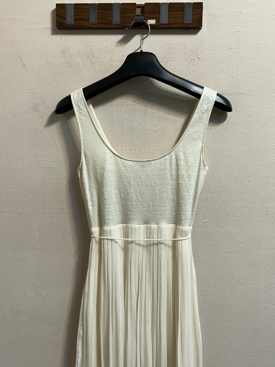 버버리 브릿 실크 플리츠 미디 드레스 상품이미지5