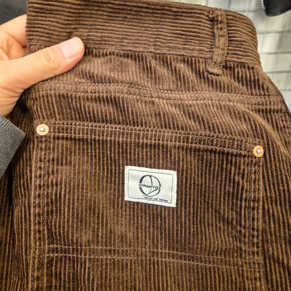 30인치 브라운 카팬터 와이드핏 코듀로이팬츠  상품이미지3