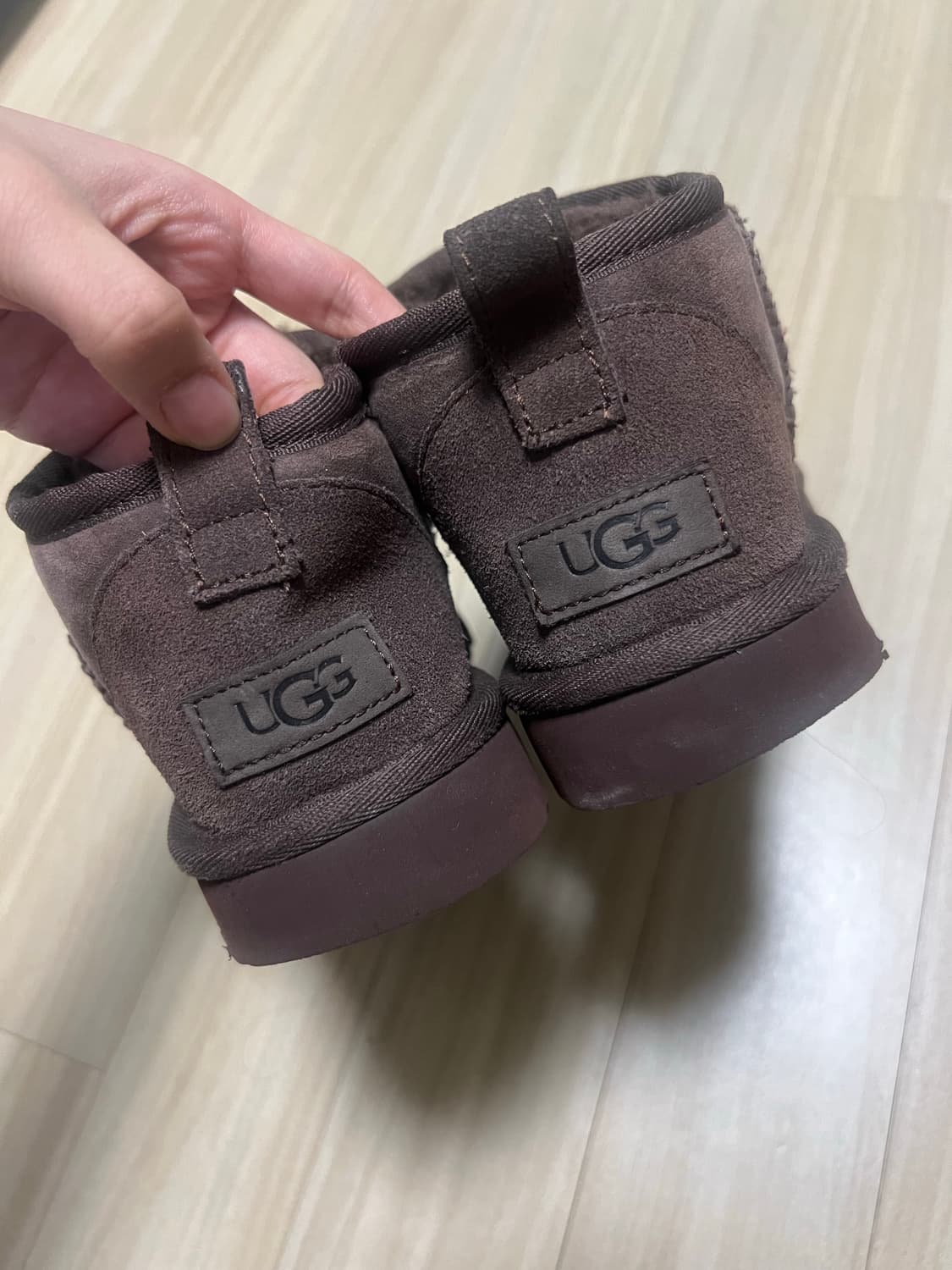 어그 클래식 울트라 미니 부츠 번트 시더 240 상품이미지7