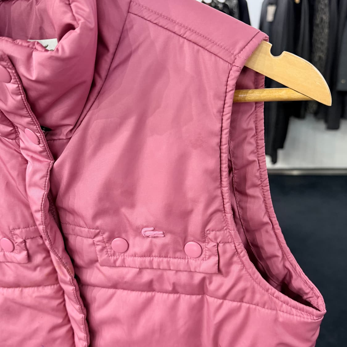 [38] 라코스테 패딩조끼 핑크 상품이미지3