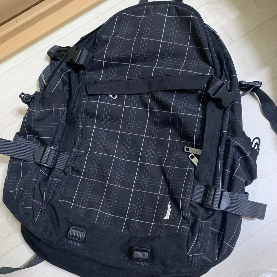 이스트보이 핑크 체크 백팩 상품이미지9