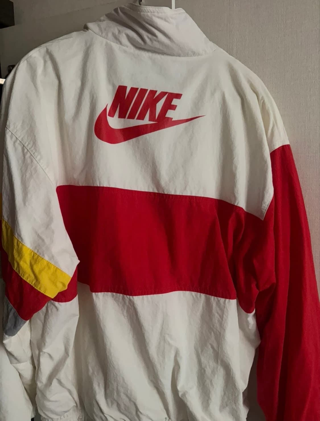 리버풀 바람막이 상품이미지2