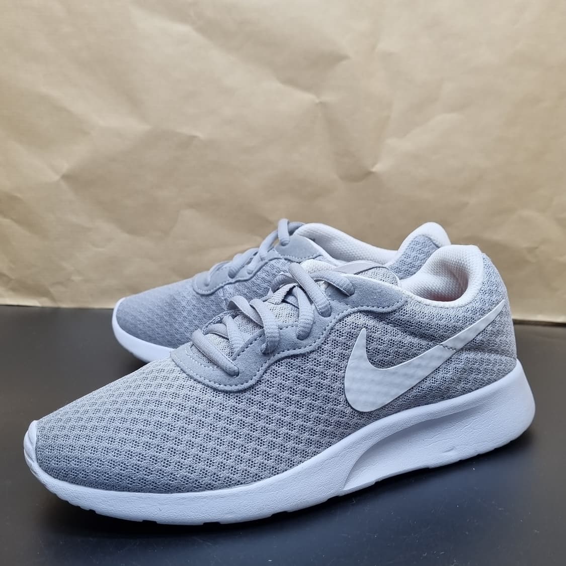 나이키 탄준 울프그레이. 운동화 230 상품이미지1