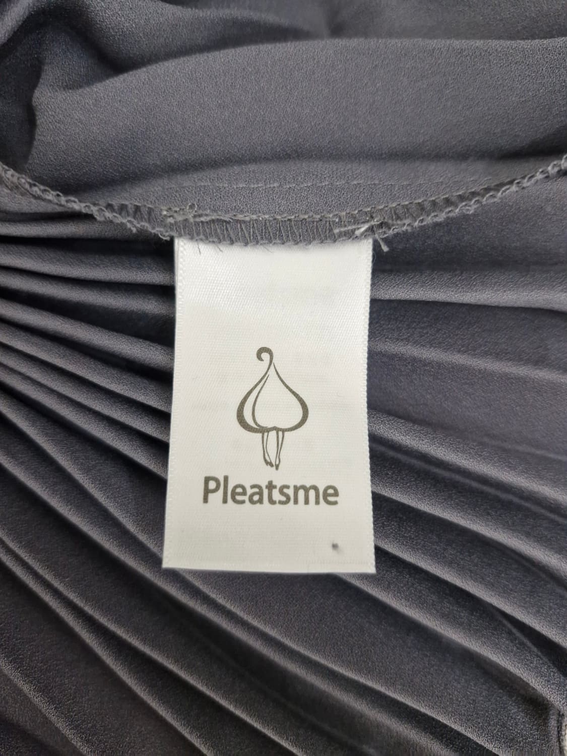 플리츠미(Pleatsme)시그니처 투톤 그라데이션 플리츠 스커트 블랙 상품이미지3