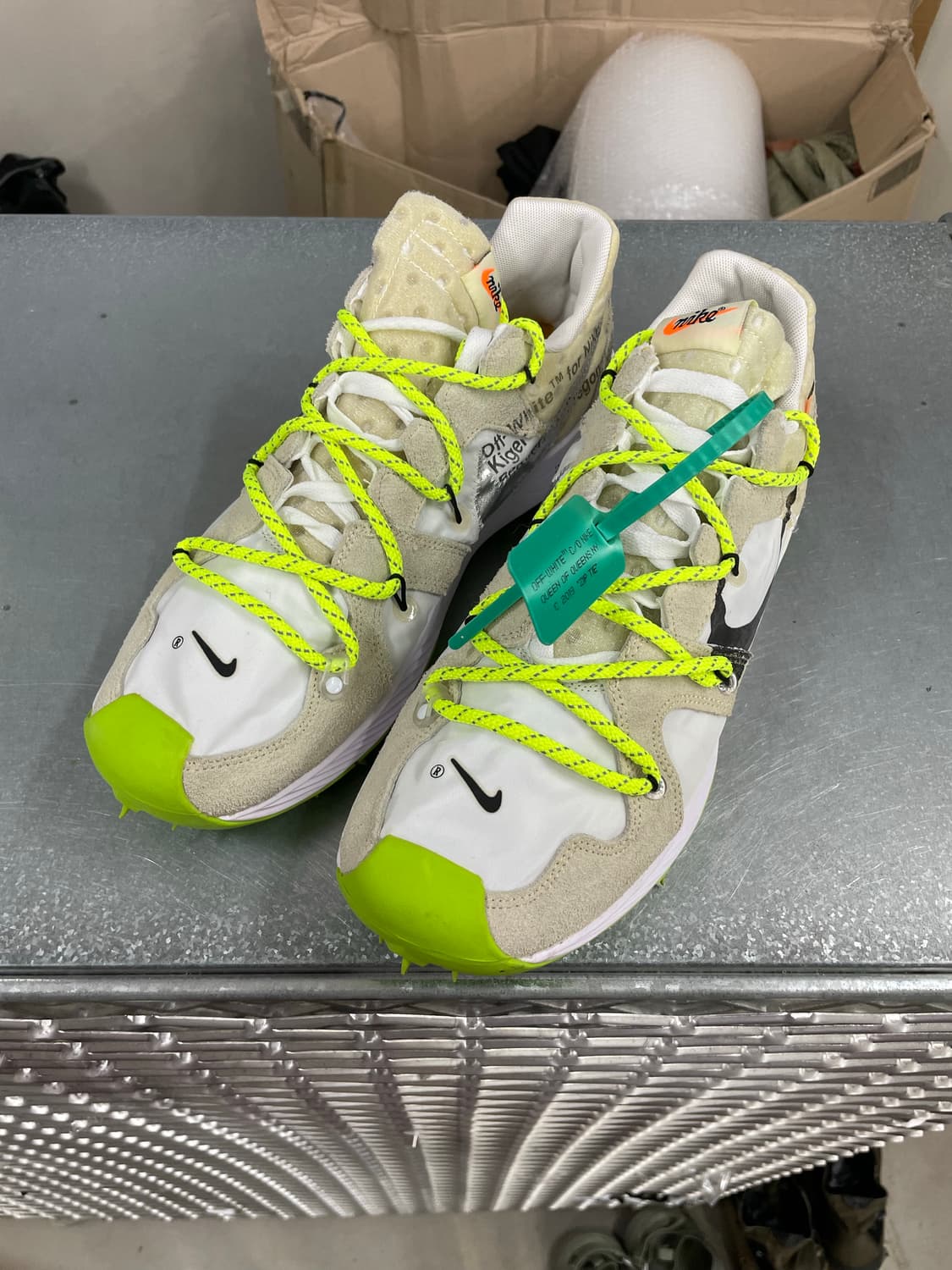 나이키 X 오프화이트 줌 테라 카이거 5 화이트 290 상품이미지2