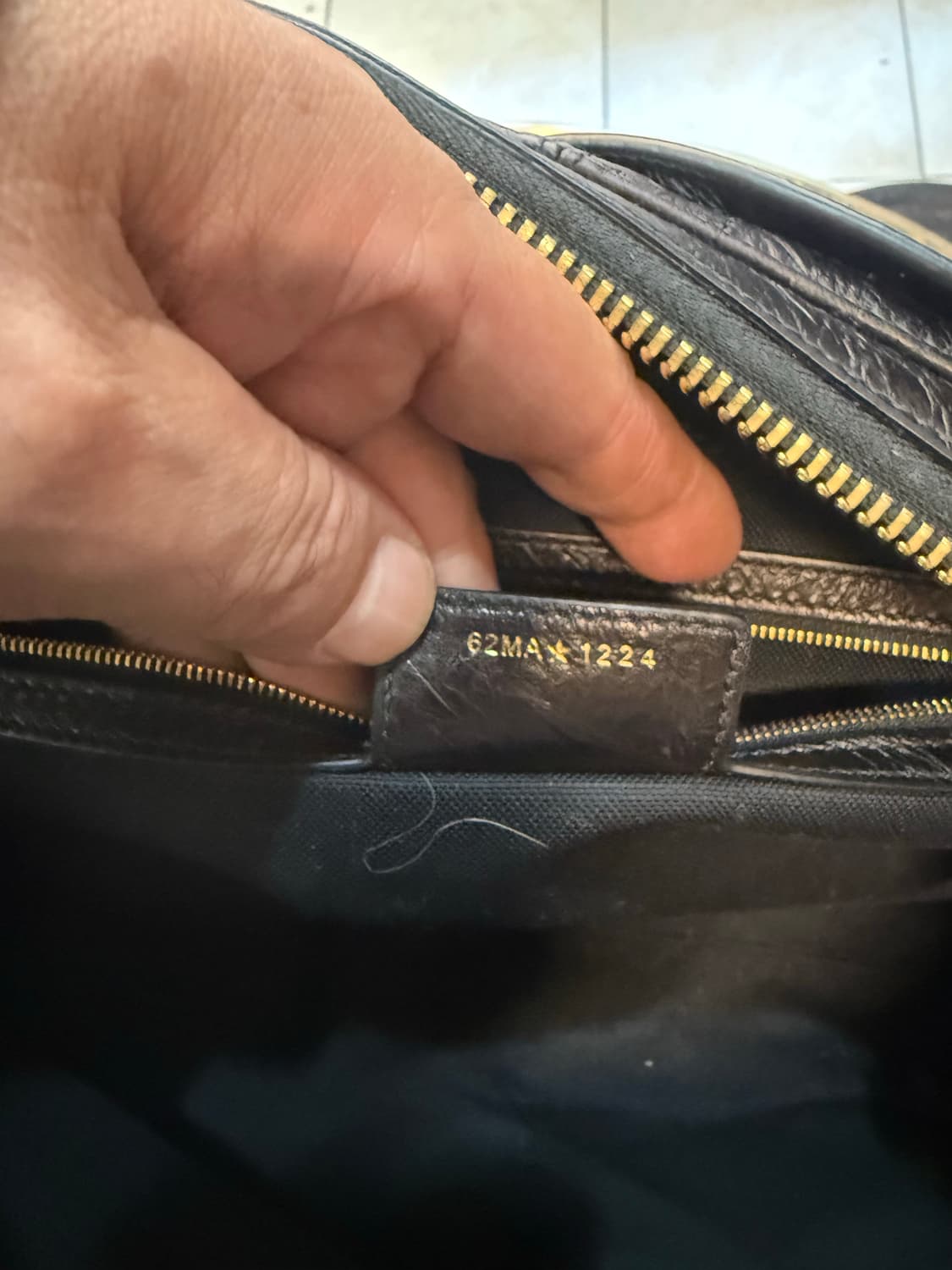 정품 25ss 디올 D-JOURNEY  백 팝니다 상품이미지9