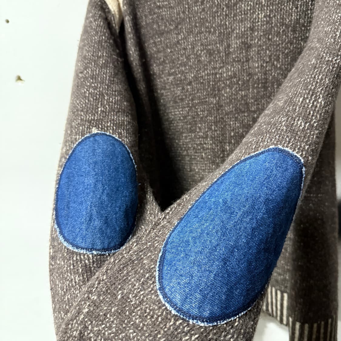 VTG 빈티지 멀티 패치 디테일 그런지 램스울 집업 니트 브라운 상품이미지5