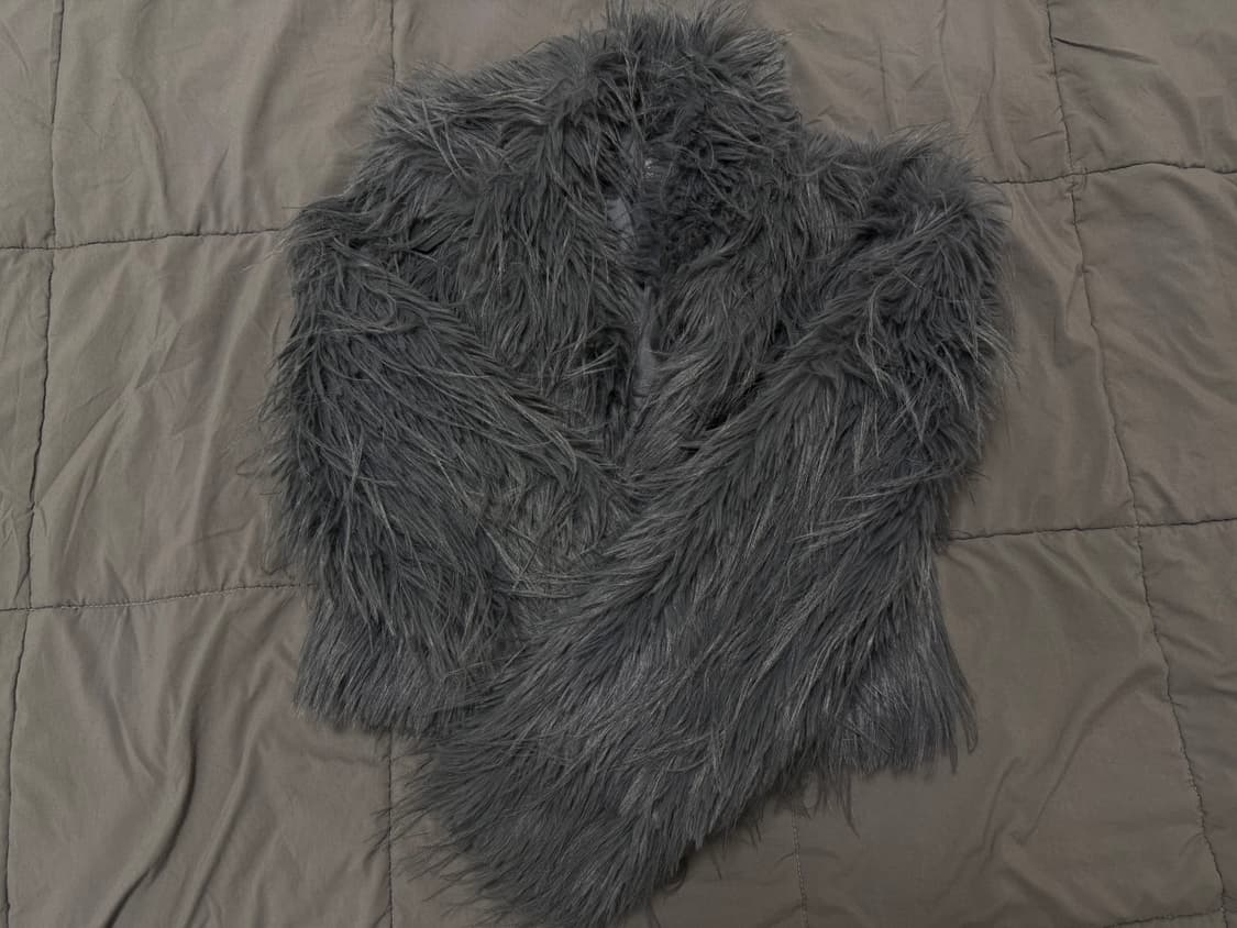 킴서울 플러피 롱 헤어 퍼자켓 블루차콜 팝니다 상품이미지2