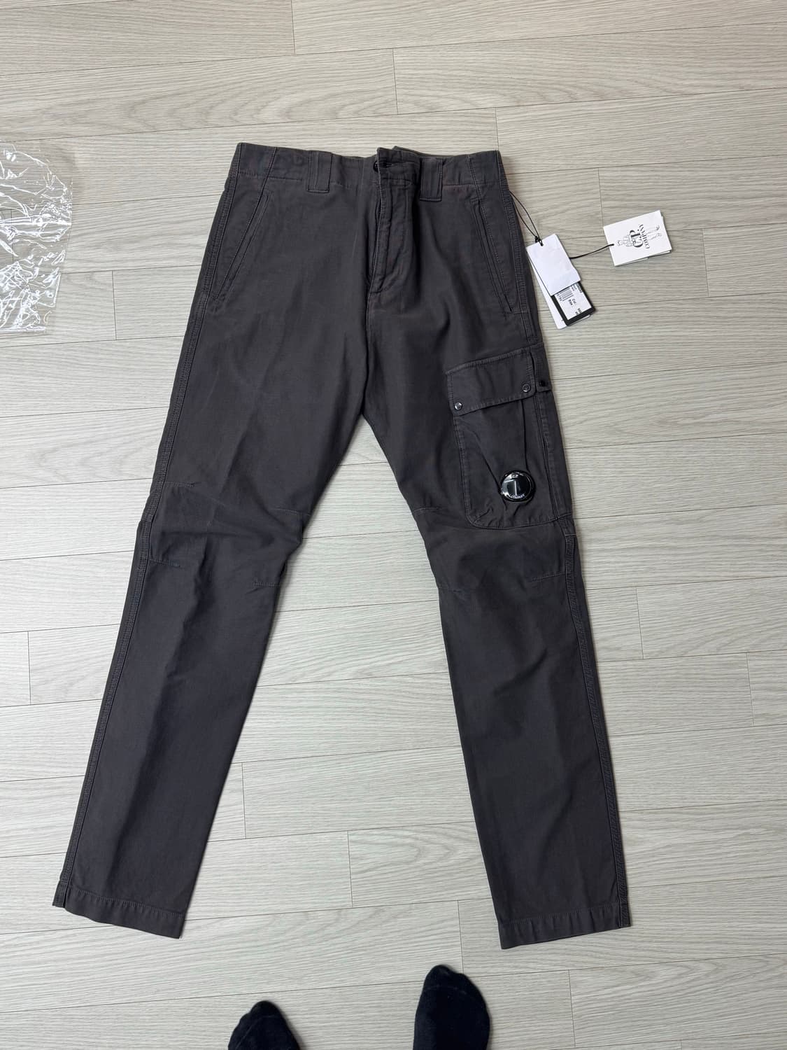 cp컴퍼니 에르고노믹 카고팬츠 46 상품이미지1