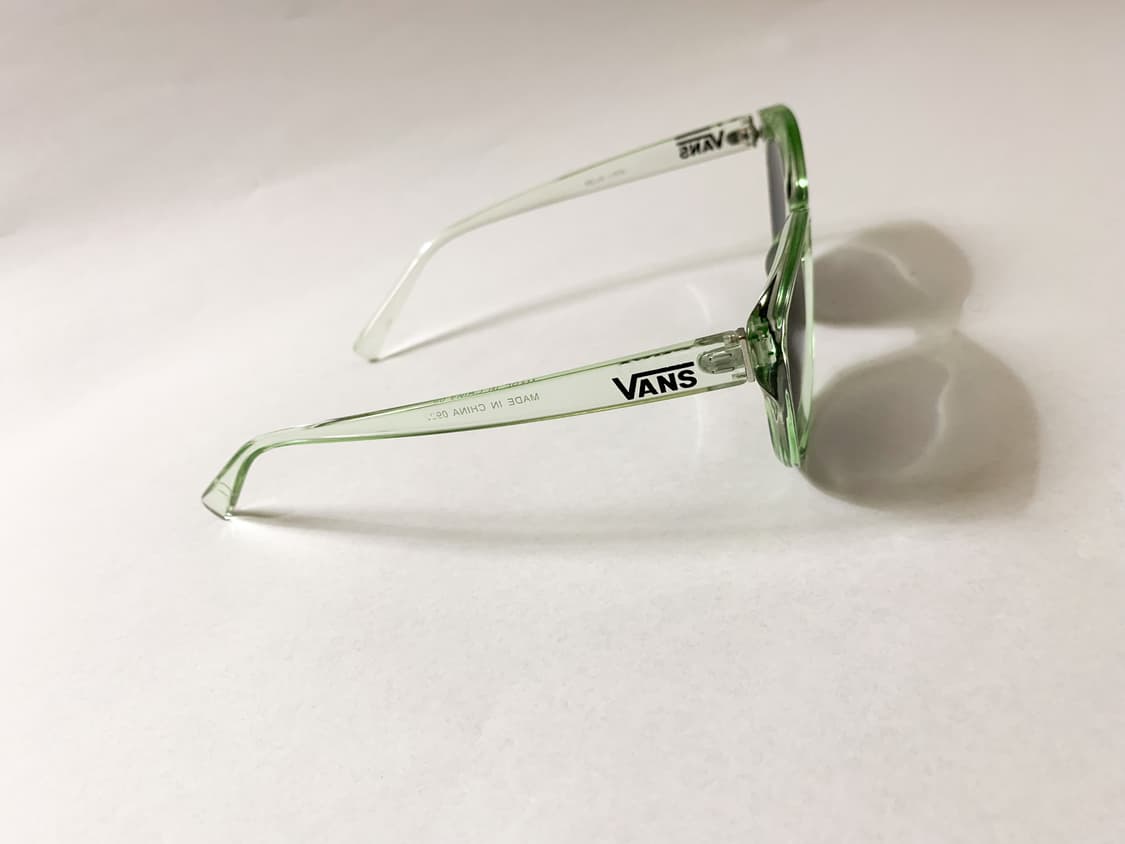 반스 Vans 선글라스 그린 반투명 프레임 선글라스 상품이미지3